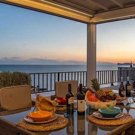 Апартаменты Attico Mir El Mar Con Spettacolare Terrazza Panoramica Vista Mare