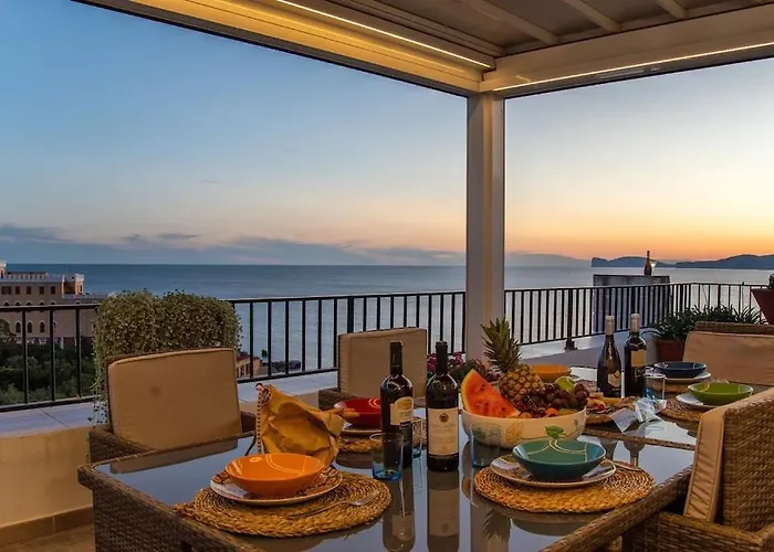 Апартаменты Attico Mir El Mar Con Spettacolare Terrazza Panoramica Vista Mare